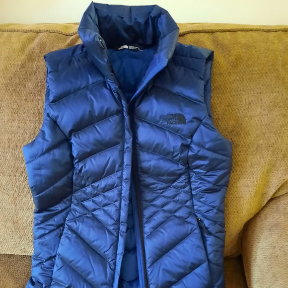 XS The North Face VEST zip front  LIKE NEW - Picture 1 of 5
